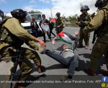 Serbu Kamp Pengungsi, Tentara Israel Bunuh 9 Warga Palestina - JPNN.com