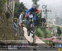Memacu Downhill Membelah Perkampungan di Kaki Merapi - JPNN.com