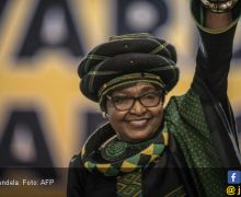 Afrika Selatan Tangisi Kepergian Winnie Mandela - JPNN.com