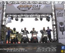 Maxi Yamaha Day Medan Bertanda Tangan Rossi dan Vinales - JPNN.com