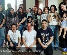 Beredar Foto Keluarga Haris dengan Jedun, Begini Kata Sarita - JPNN.com