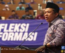 Fahri Hamzah: Jokowi Pasti Berat Menjawab 65 Pertanyaan - JPNN.com