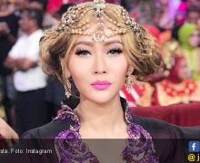 Kue Klepon Disebut Tak Islami, Inul Daratista Beri Kritik Pedas - JPNN.com