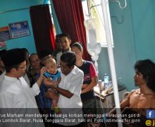 Mensos Serahkan Santunan pada Korban Keracunan Gas di Lombok - JPNN.com