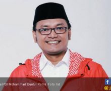 Banyu Biru dan Guntur Romli, Anak Baru yang Bersinar di Dapil Jatim III - JPNN.com