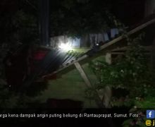 Puluhan Rumah Rusak Diterjang Puting Beliung di Rantauprapat - JPNN.com