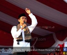 Tak Hanya Ustaz Abdul Somad, Fahri Hamzah Juga Pernah Dilarang Masuk UGM - JPNN.com