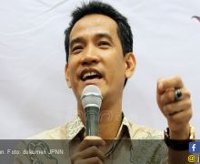 Tiada Pihak Berani Suarakan Pemakzulan Terhadap Jokowi, Refly Harun Sampai Heran - JPNN.com