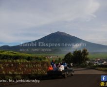 Dua Pendaki Terpaksa Dievakuasi dari Gunung Kerinci - JPNN.com