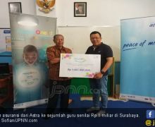 Astra Blusukan Sambil Berbagi Asuransi Rp 1 Miliar ke Guru - JPNN.com