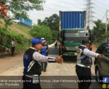 Pelarangan Truk di Kalimalang Dikeluhkan - JPNN.com