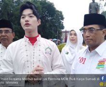 Lee Jeong Hoon Sempat Takut Masuk Masjid - JPNN.com