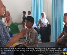 15 Murid SD Keracunan Mi Telur - JPNN.com