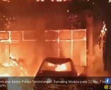 Video Warga Mengaku Terkepung di Depan Bawaslu Picu Kemarahan Massa - JPNN.com