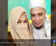 Ungkapan Menyentuh Istri Ketiga Almarhum Ustaz Arifin Ilham - JPNN.com