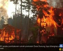 87 Unit Rumah yang Dibakar di Desa Gunung Jaya akan Dibangun Pemerintah - JPNN.com