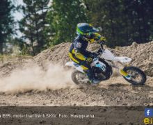 Husqvarna Rilis Motor Trail Listrik Buat Crosser Cilik - JPNN.com