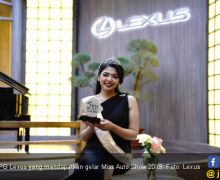 Adinda Lexus, SPG Paling Cantik dan Pintar di GIIAS 2019 - JPNN.com
