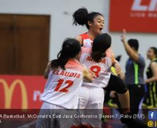 Putri Ubaya Susah Payah Raih Gelar LIMA Basketball East Java Conference - JPNN.com