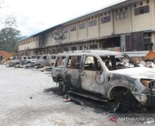 Guru Honorer Cerita Detik-detik Kerusuhan di Wamena, Rukonya Ludes Dibakar Massa - JPNN.com