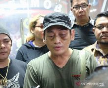 Shairil Anwar, Buronan Kasus Penganiayaan Ninoy Karundeng Menyerahkan Diri - JPNN.com