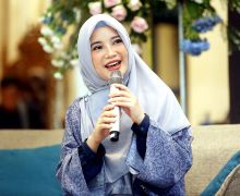 Chacha Frederica dan suami Positif Covid-19, Mohon Doanya - JPNN.com