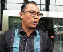 Kelar Jalani Pemeriksaan di KPK, Nico Siahaan Gugup Ladeni Media - JPNN.com