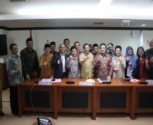 Komite I DPD RI dan Kemdagri Dorong Penyederhanaan Regulasi Perizinan di Daerah - JPNN.com
