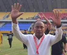 Gagal Bawa Sriwijaya FC Promosi, Kas Hartadi Menangis dan Minta Maaf - JPNN.com