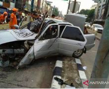 Mobil Berbendera Tauhid Alami Kecelakaan Saat Menuju Acara Reuni 212 - JPNN.com