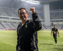 Persebaya vs Bhayangkara FC, Aji Santoso Yakin Menang - JPNN.com