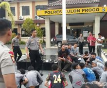 Pelajar Asal Cianjur Diamankan di Jawa Tengah, Bawa Sajam dan Obat Terlarang - JPNN.com