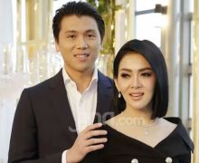 Syahrini Ulang Tahun, Reino Barack Ucap Kalimat Romantis Ini - JPNN.com