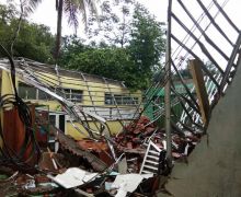 Banyak Sekolah Rusak di Lebak, Mendikbud Nadiem Pilih ke Cibinong - JPNN.com