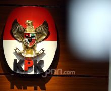 Resmi Jadi Tersangka, Eks Petinggi Garuda Langsung Diseret ke Sel KPK - JPNN.com