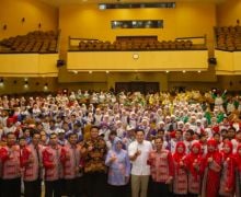 Moreno Paparkan Fungsi Parlemen pada Ratusan Siswa MIN - JPNN.com