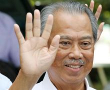PM Malaysia Ubah Keputusan soal Lockdown Corona, Tukang Cukur Pasti Kecewa - JPNN.com