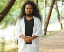 Is Pusakata Sentil Penyanyi Cover Bertarif Rp 50 Juta, Siapa Dia? - JPNN.com