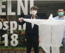 Pandemi Virus Corona, Shin Tae Yong Sumbang APD ke Rumah Sakit Pelni - JPNN.com