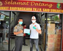 Yukata Salurkan Bantuan APD ke RS Polri dan RS Bhayangkara Brimob - JPNN.com
