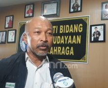 Fakhri Husaini Pelatih Persela, Siap Usung Semangat Joko Tingkir - JPNN.com