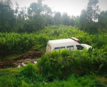Ambulans Pembawa Pasien Positif Corona itu Mendadak Terjun ke Sungai, Lihat Ini Kondisinya - JPNN.com
