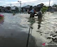 Turut Prihatin, Warga di Daerah Ini Kebanjiran Parah Saat yang Lain Merayakan Idulftri - JPNN.com