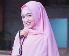 Tren Outfit Hijab Kekinian Ala Beauty Vlogger Seviq Febinita - JPNN.com