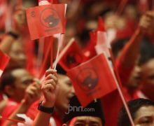 PDIP Masif Buat Laporan Pembakaran Bendera, Munarman FPI: Lebay - JPNN.com