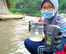 Aliran Sungai Tercemar Klorin Akibat Penggunaan Disinfektan selama Pandemi - JPNN.com