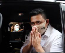 Quick Count Derbi Nasution di Pilkada Medan: Menantu Jokowi Tumbangkan Petahana - JPNN.com