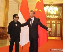 Sambangi Wang Yi, Menlu Retno Minta China Dukung Ide Indonesia Ini - JPNN.com