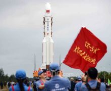 Pesawat Ruang Angkasa Tiongkok Sukses Kembali ke Bumi - JPNN.com