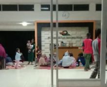 Dapur Enggak Ngebul, Ratusan Istri Karyawan PT Minanga Ogan Gelar Aksi - JPNN.com
